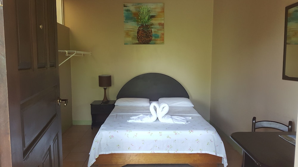 Economy Double Room photo 1