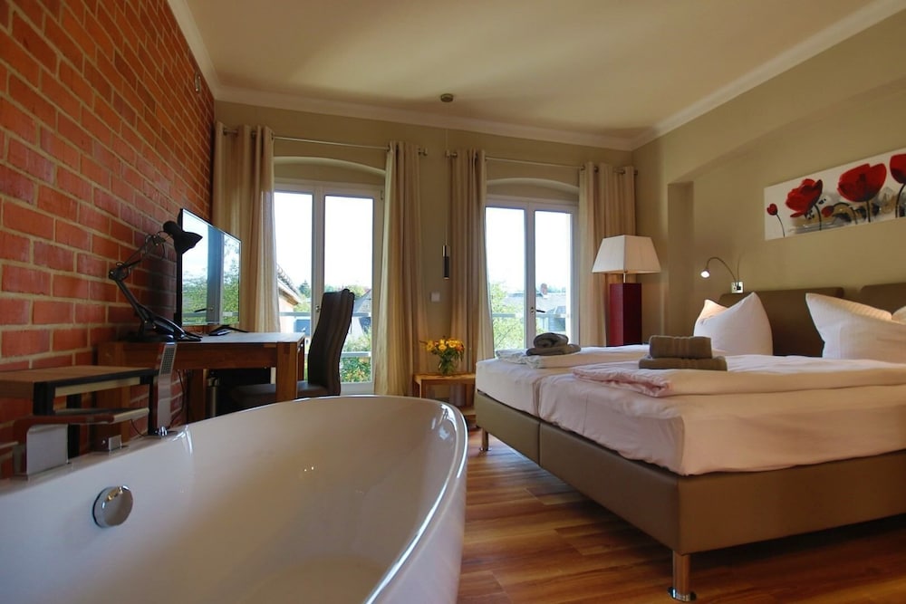 Superior Studio Suite photo 1
