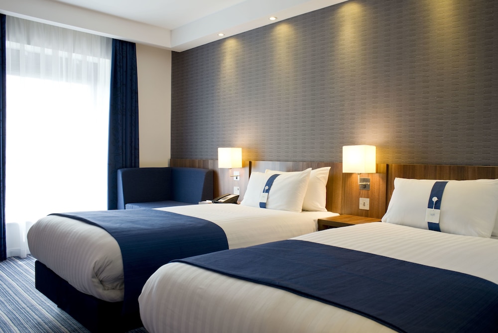 Standard Room, 2 Twin Beds photo 2