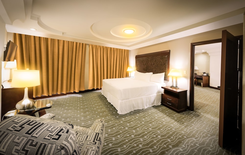 Executive Suite photo 1