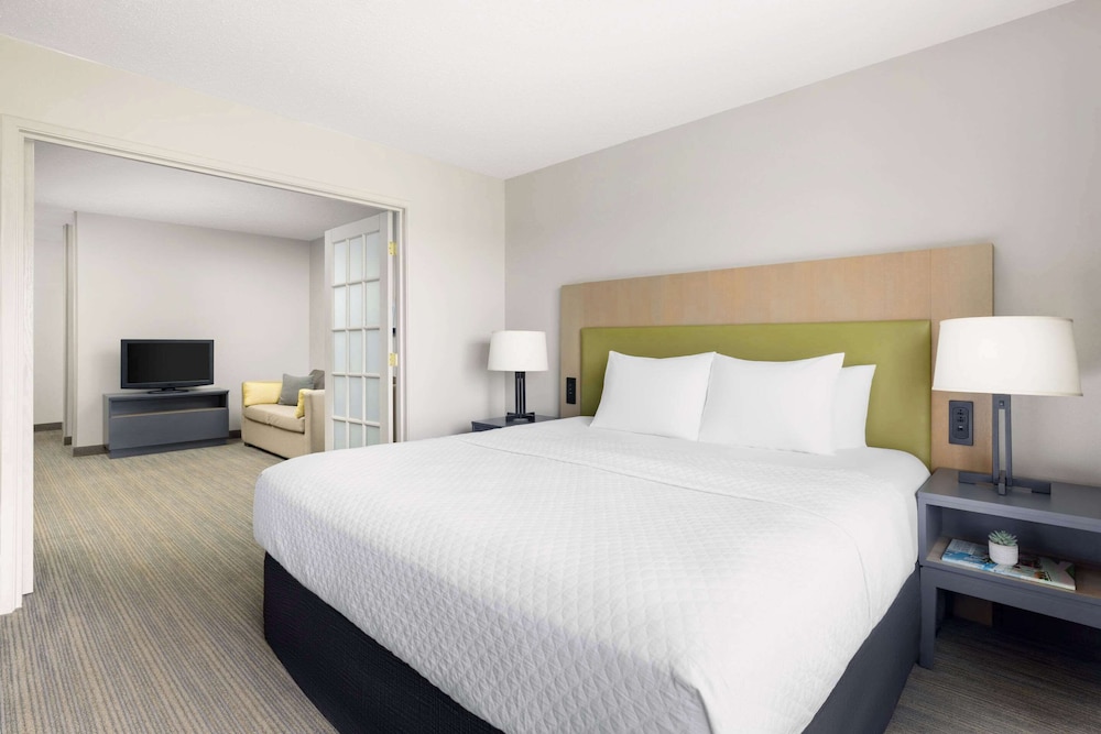 Suite, 1 Bedroom, Accessible, Non Smoking photo 1