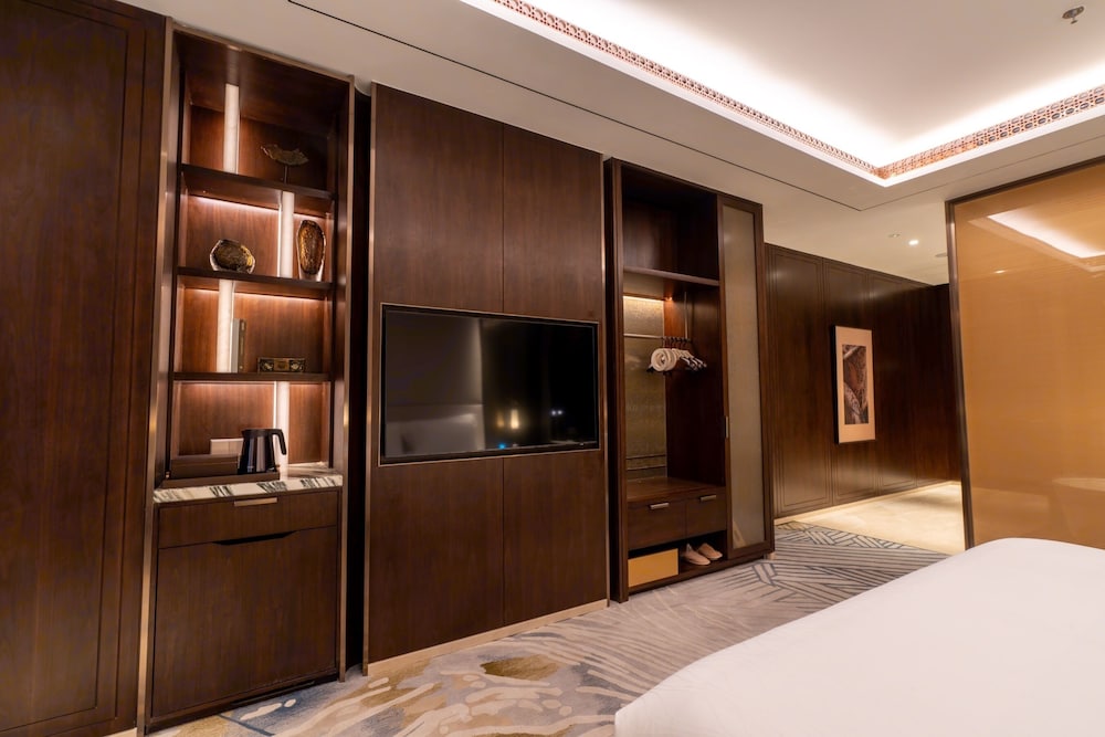Premier Atrium King photo 2