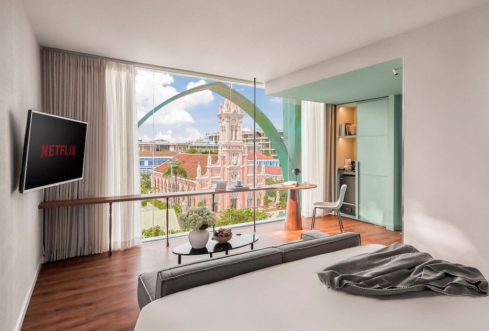 Premier Relish Room City View