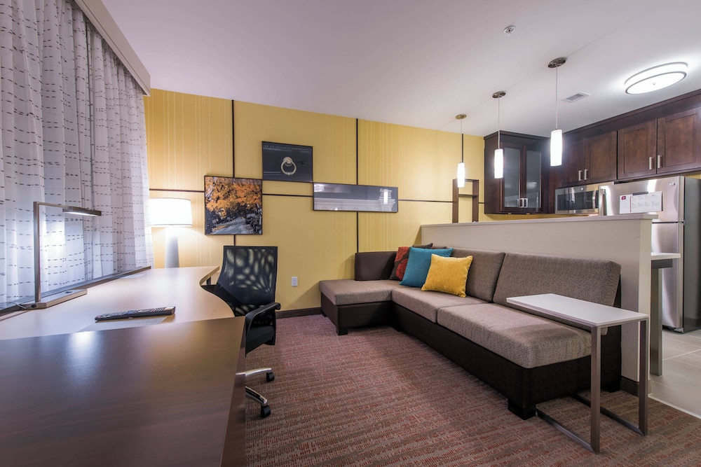 Suite, 1 Bedroom photo 1