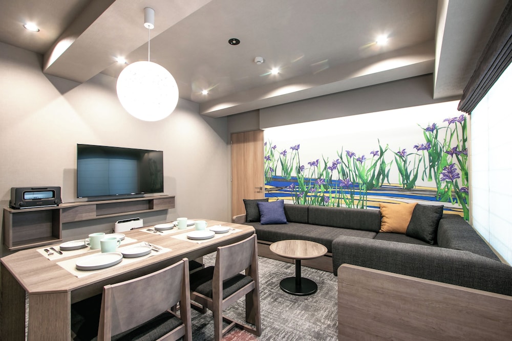 Superior Suite 1BR with 4beds, Non Smoking - Photo 8