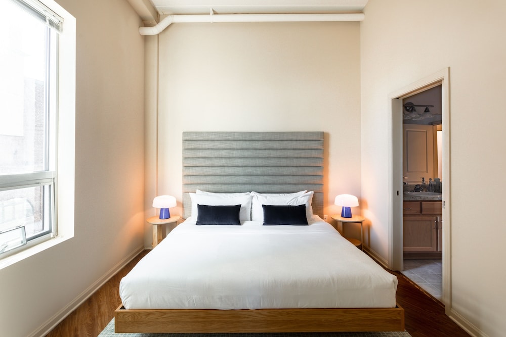 Premium Three Bedroom Suite photo 3