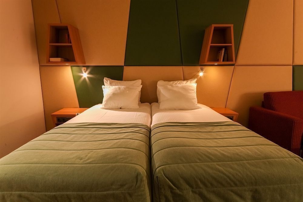 Room photo 2