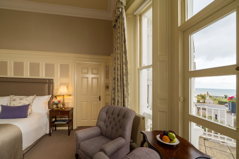 Suite - Photo 3