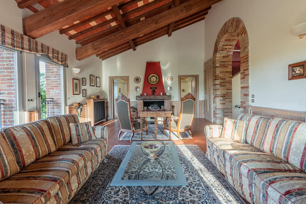 Antico Casale Vignale Stunning View and Pool, Billede 77