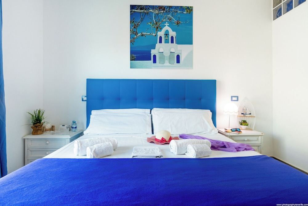 Habitación Básica, Baño Compartido (Riva D1)