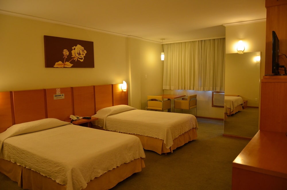 Executive twin room single photo 1