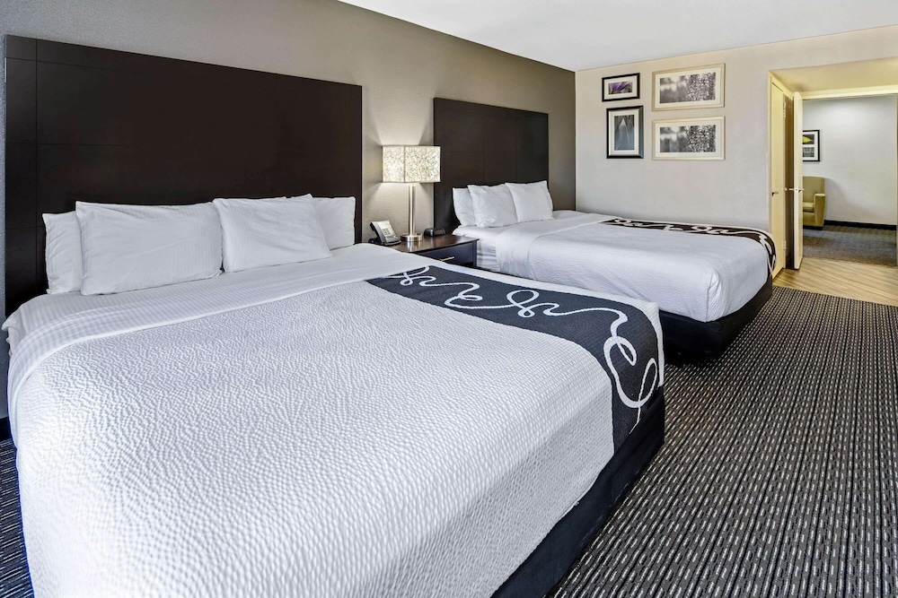 Suite, Multiple Beds - Photo 1