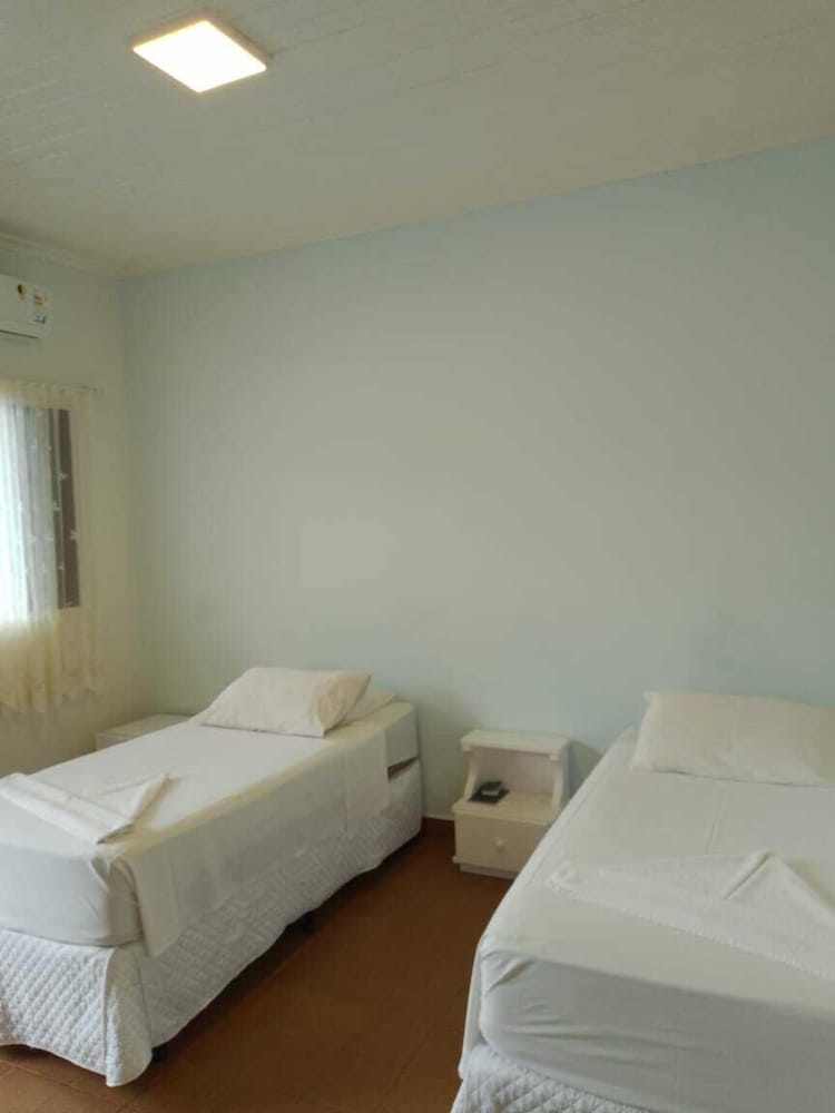 Standard Single Room - Photo 3