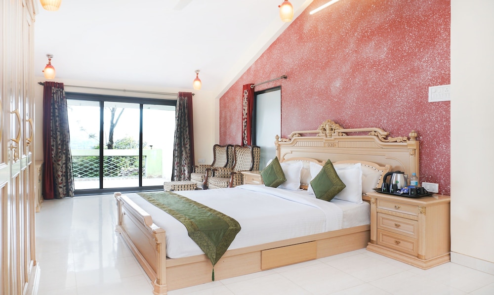 Deluxe Room, 1 Queen Bed