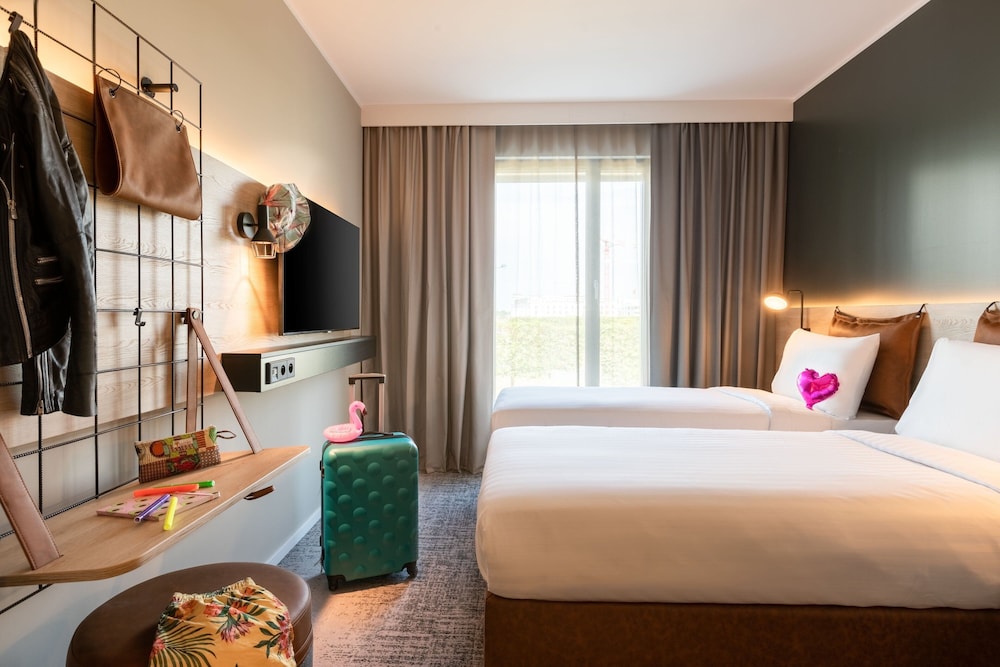 Room, 2 Twin Beds - Photo 1