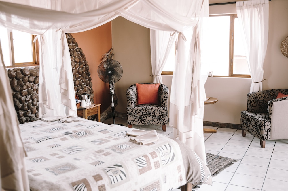 Double or Twin Room photo 1