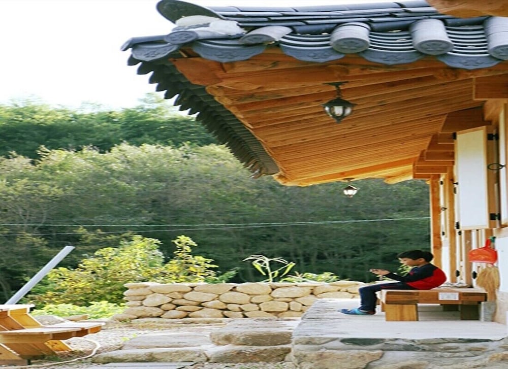 Traditional Studio (Daenamoo 2) photo 2
