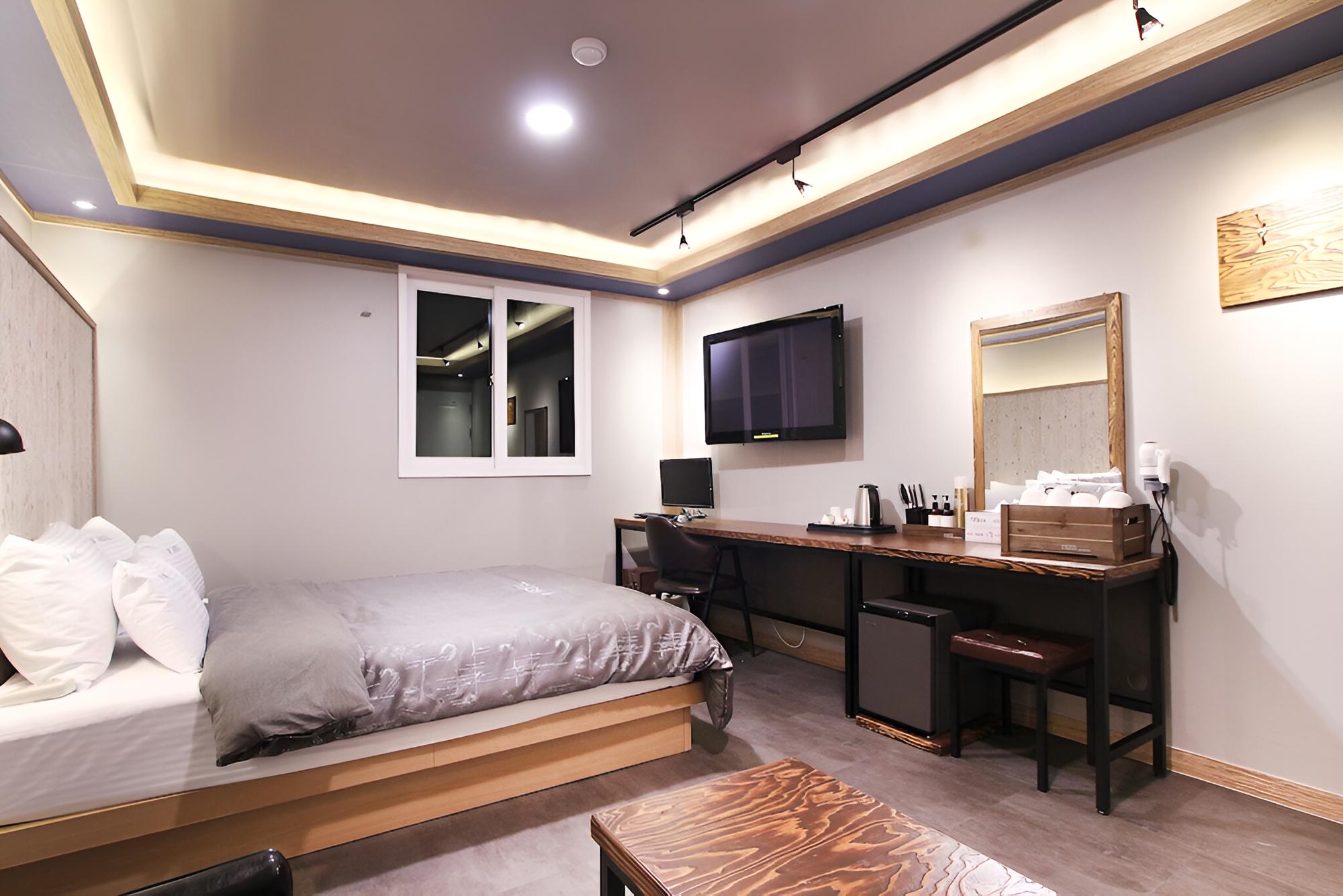 Room (Deluxe (100% disinfection/high-qualit) - Photo 7