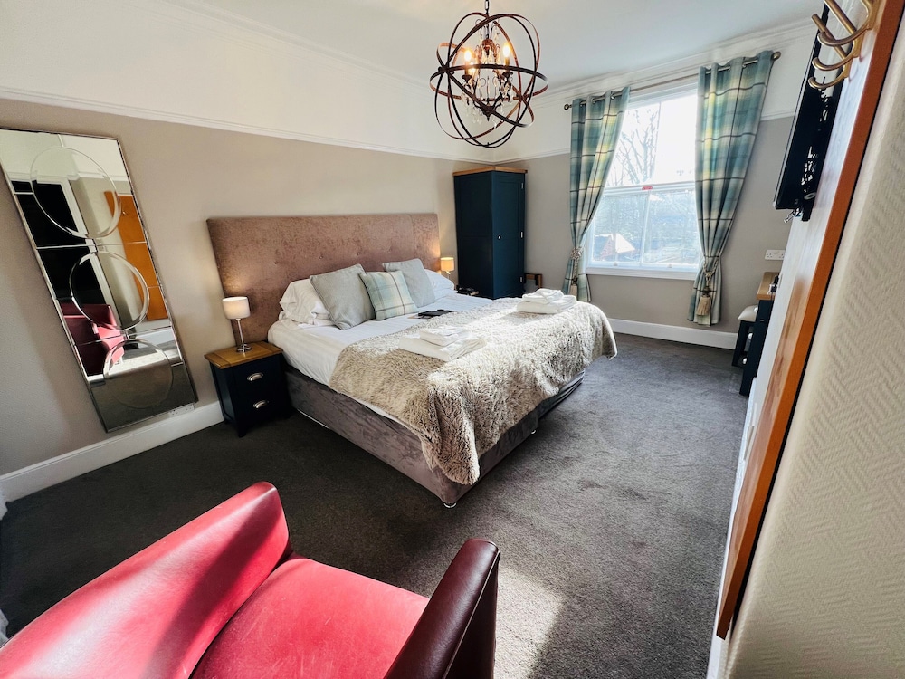 Deluxe Double or Twin Room photo 3