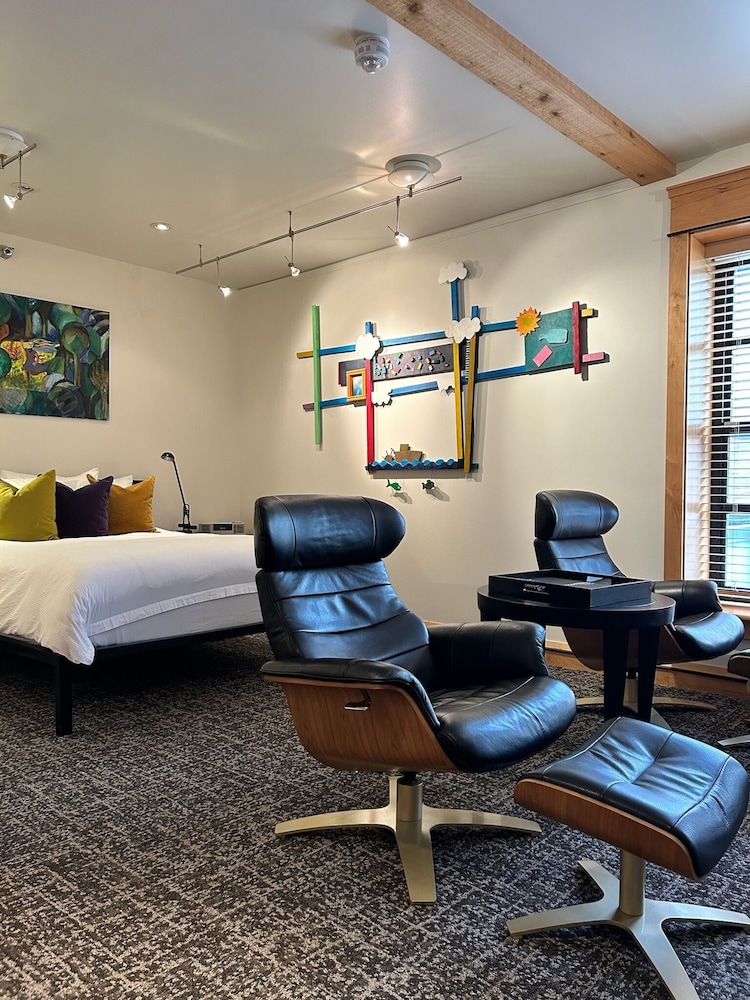 Premium Single Room photo 2