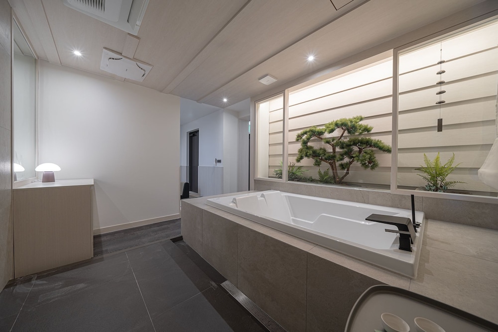 SIGNATURE DOUBLE SPA - Photo 2