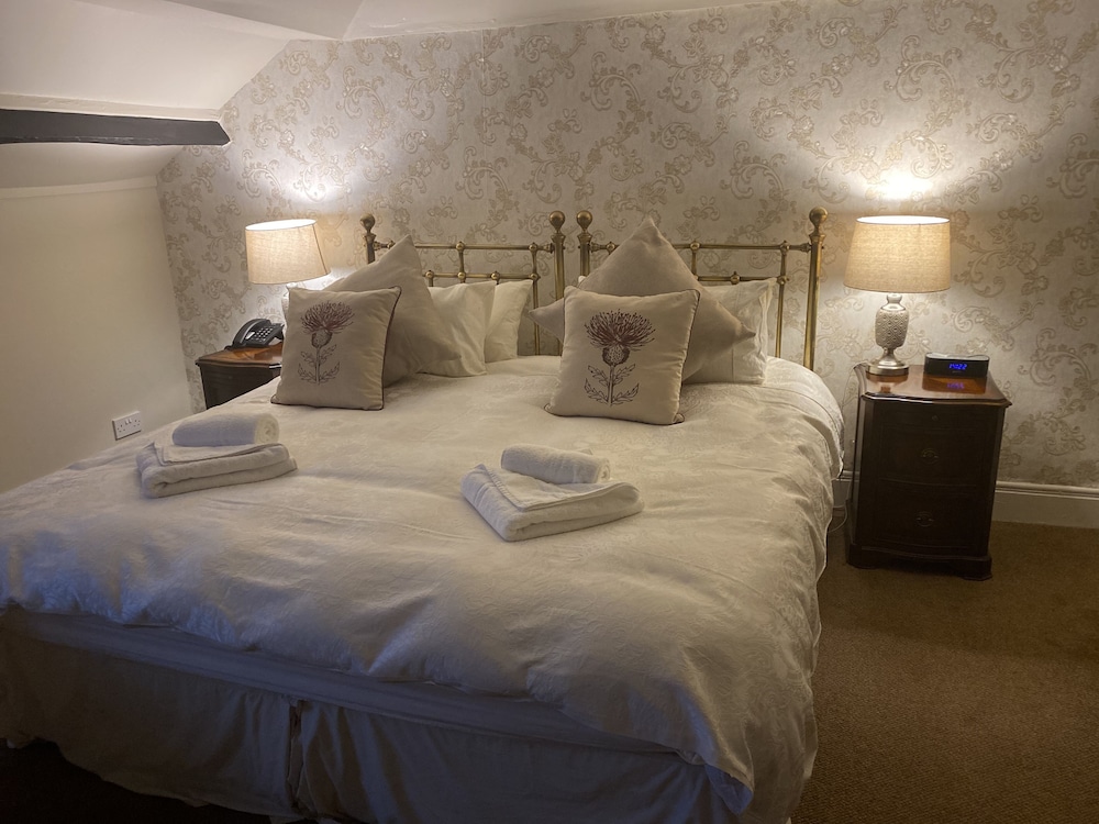 Luxury Double or Twin Room photo 3