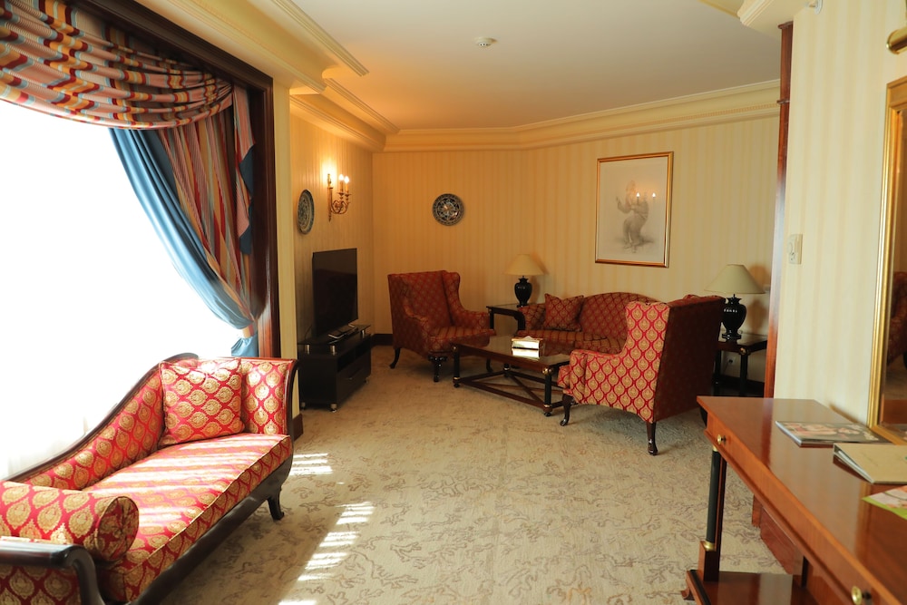 Presidential Apartment photo 2