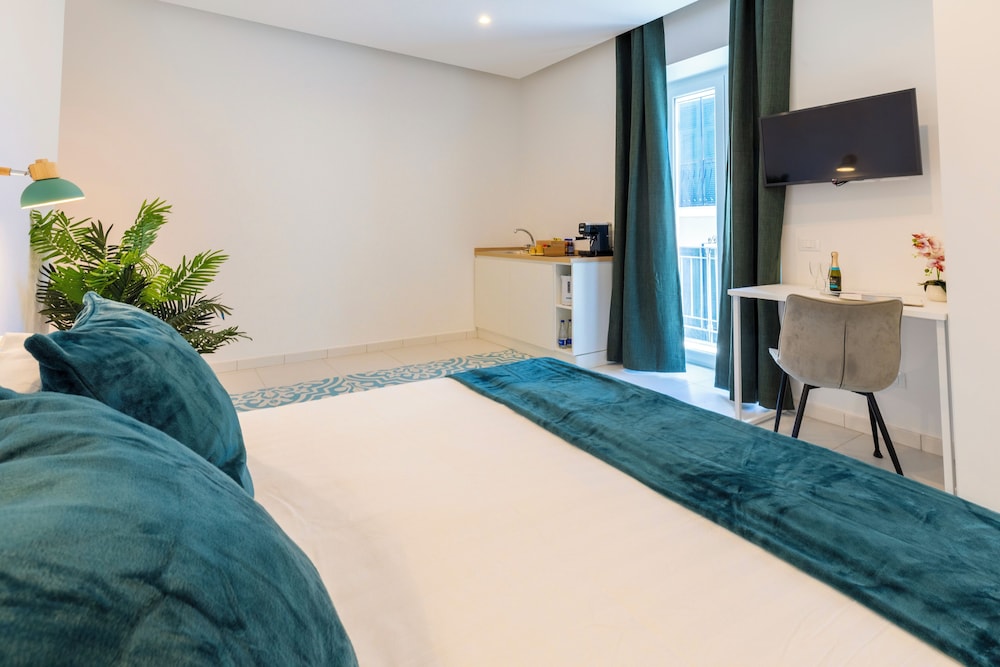 Comfort Triple Room, Balcony
