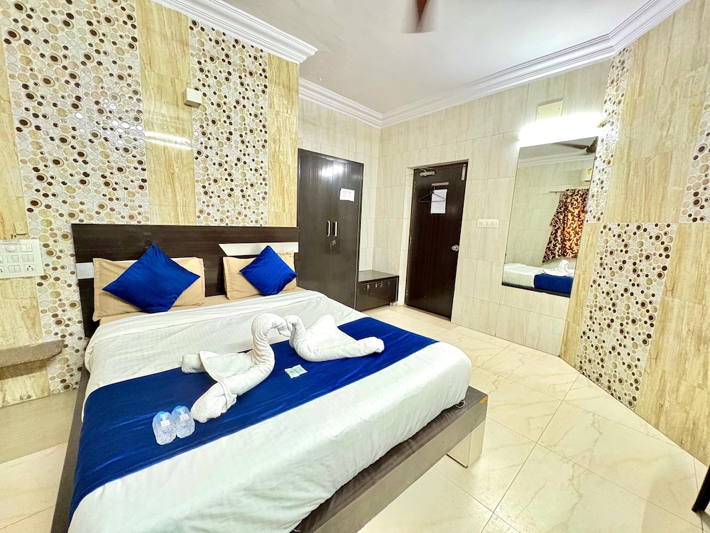Deluxe Room, 1 Double Bed, City View
