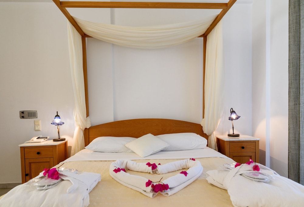 Standard Room - Photo 1