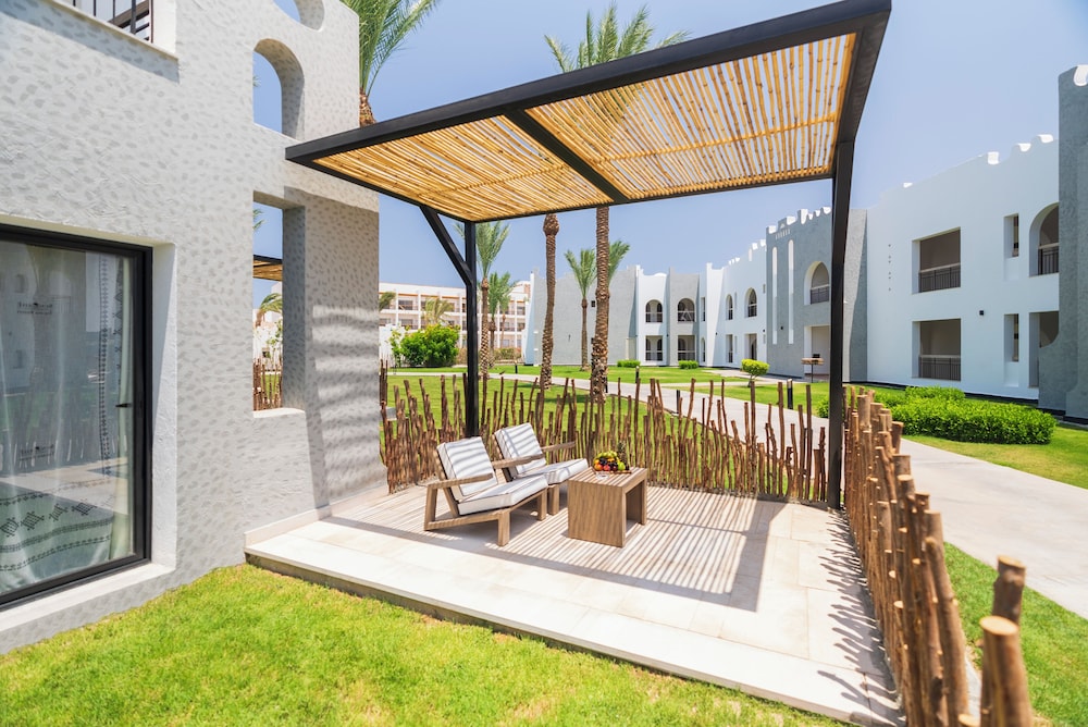 Junior Garden Suite photo 3