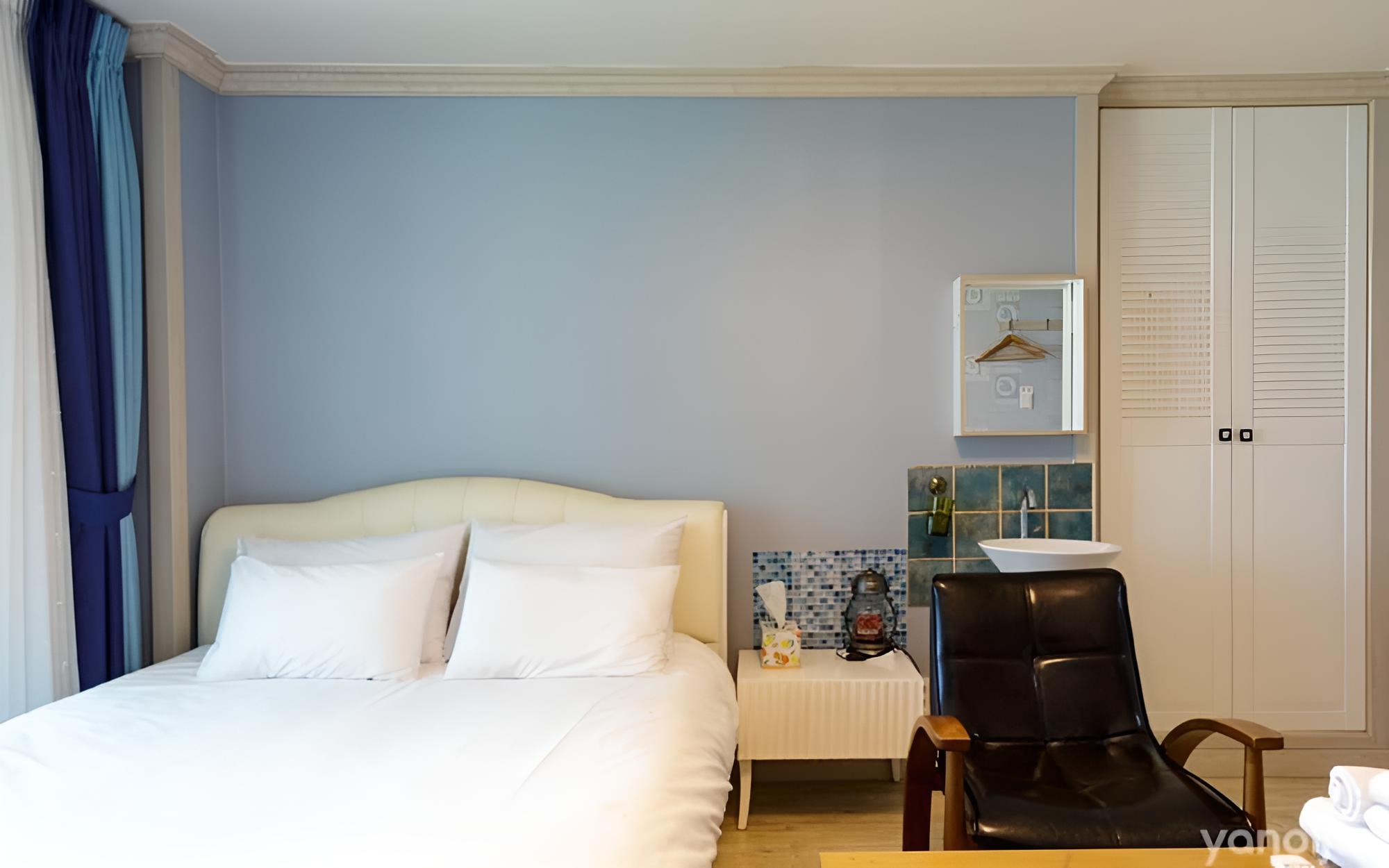 Room (Room 301 (Whirlpool Spa)) - Photo 8