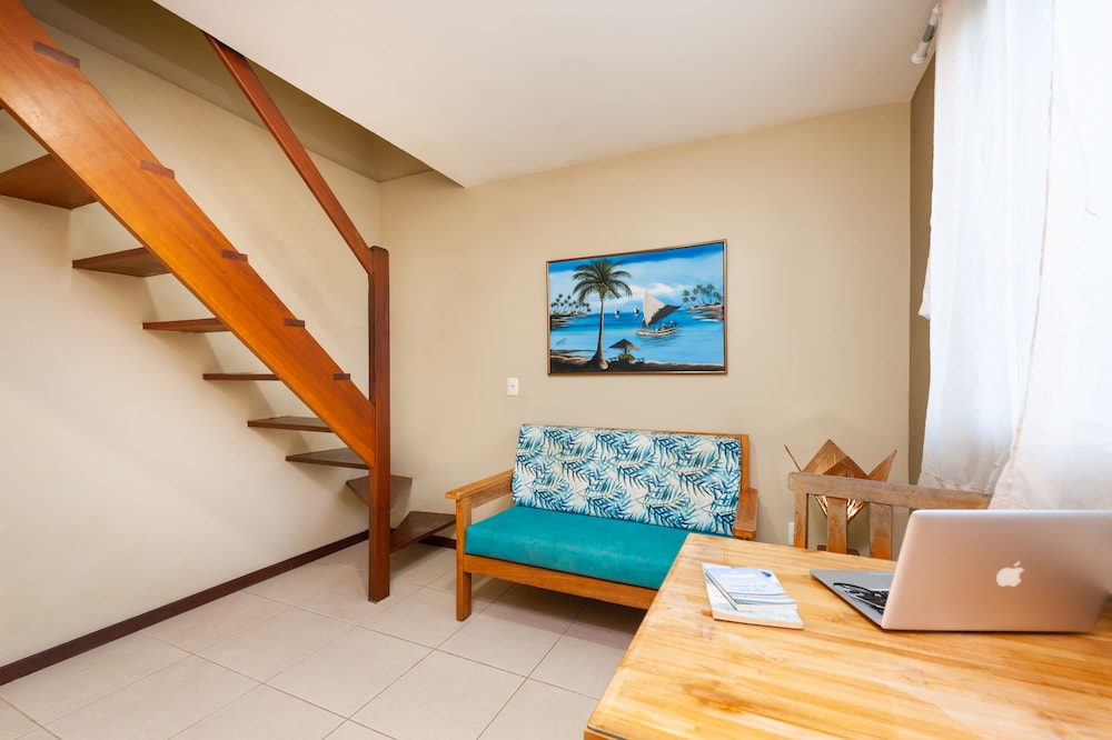 Family Room photo 3
