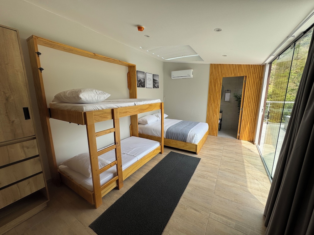 Premium Quadruple Room photo 1