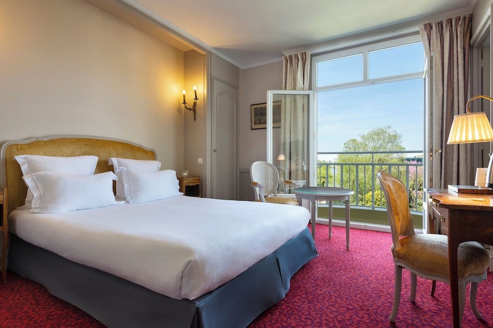 Deluxe Room - Photo 1