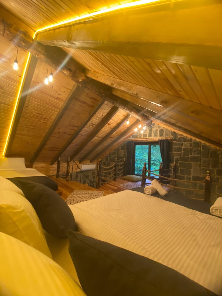 Deluxe Bungalow, Mountain View
