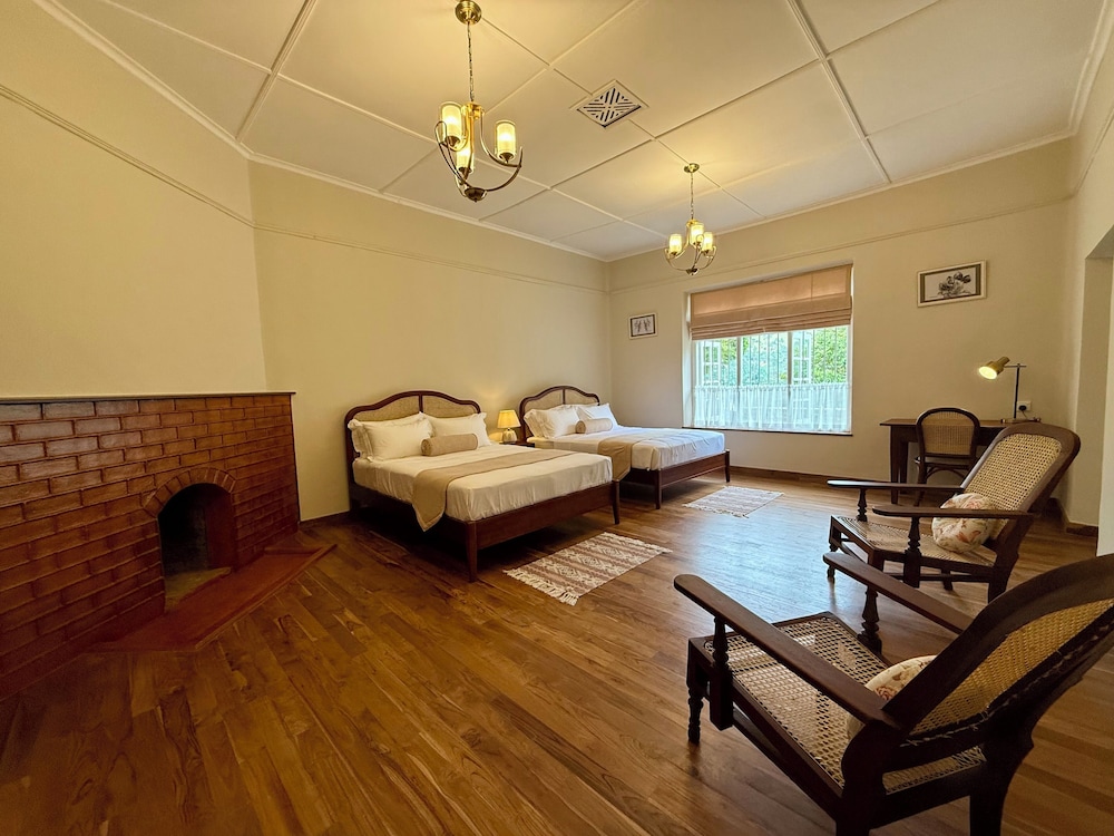 Superior Suite, Garden View photo 1