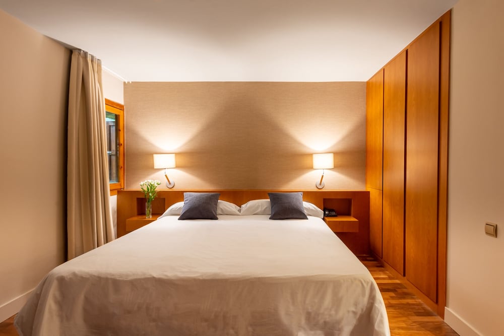 Basic Double Room