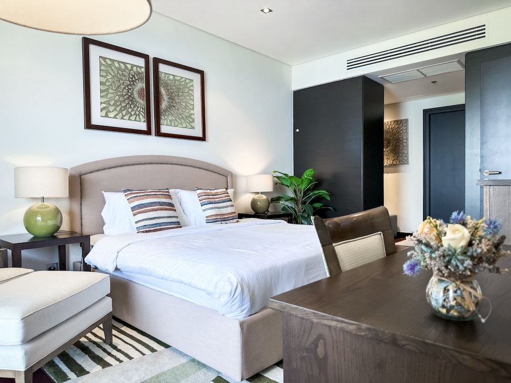Luxury Apartment, 1 Bedroom, Sea View, Beachfront photo 3