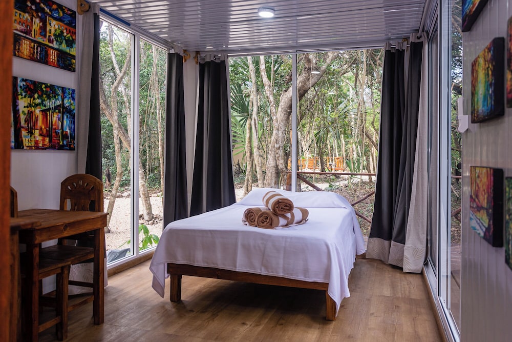 Cabin, 1 Queen Bed, Garden View