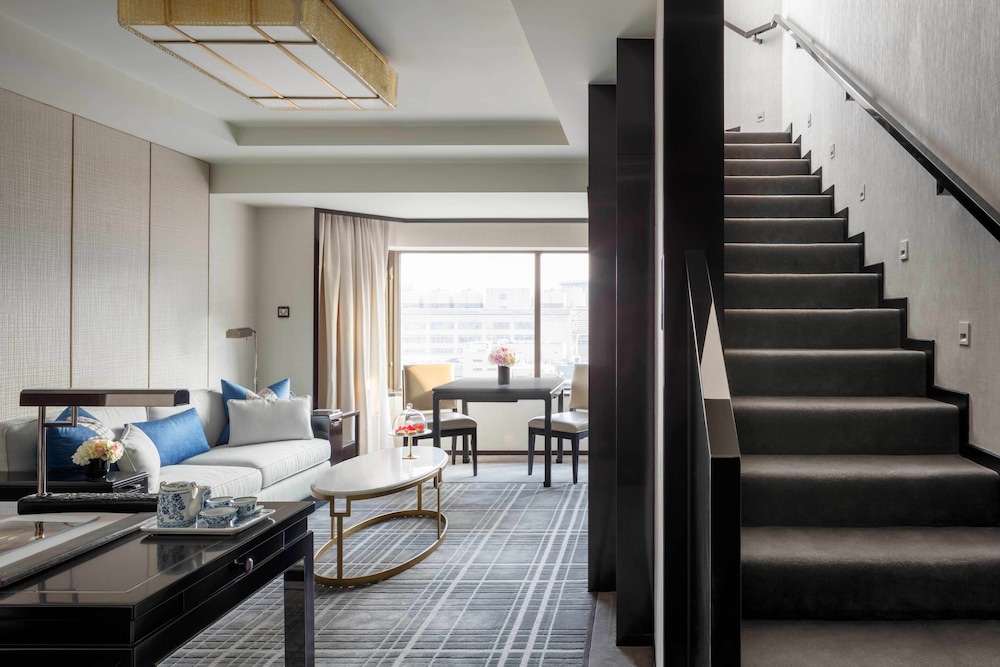 Duplex Suite - Photo 1