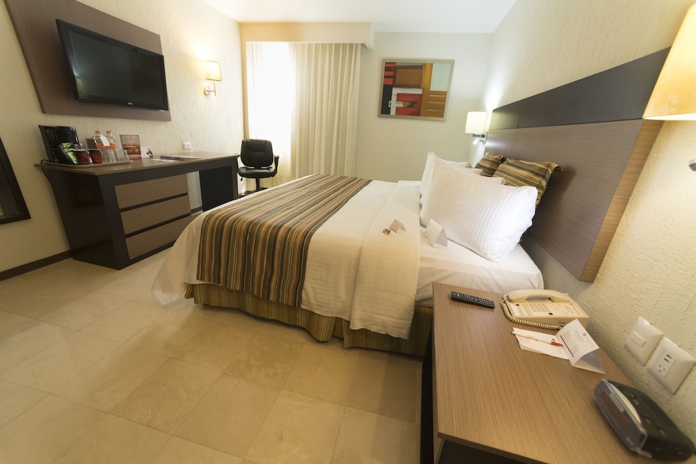 Room, 1 Queen Bed, Non Smoking - Photo 1
