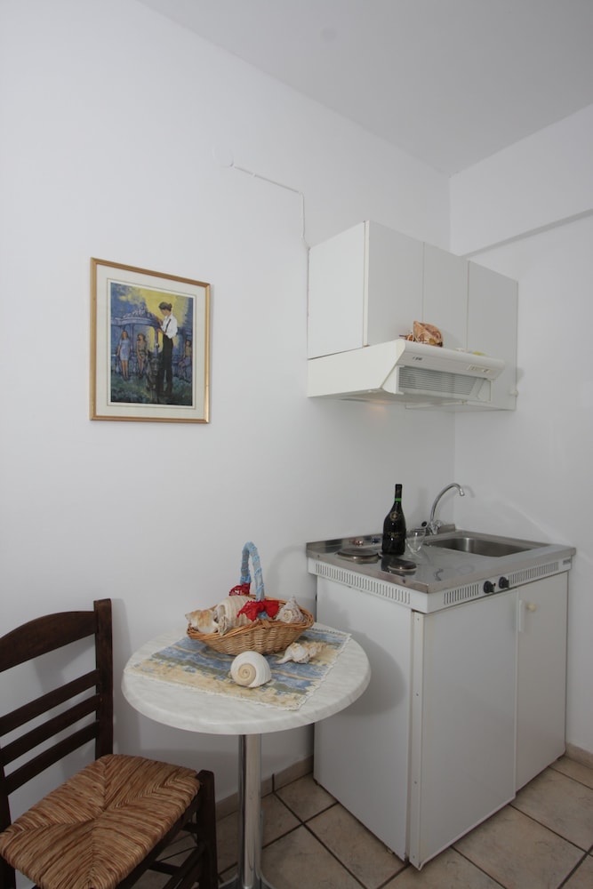 Studio, Sea View (Triple) photo 2