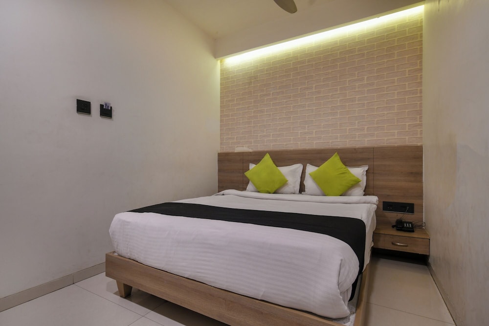 Classic Room - Photo 7