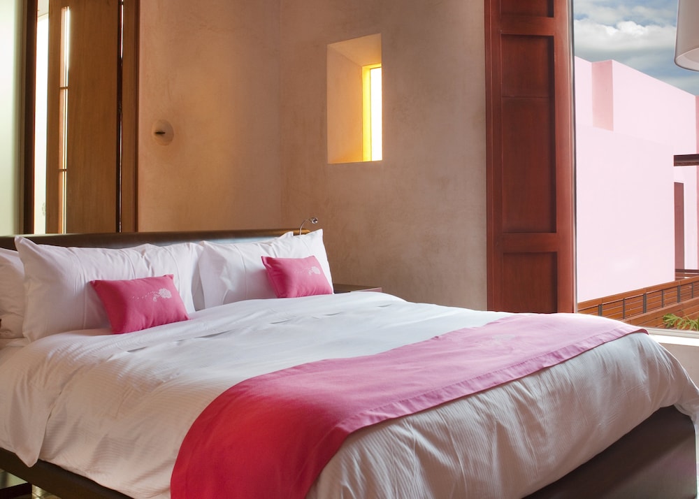 Suite, 1 King Bed (Xocolate) - Photo 2