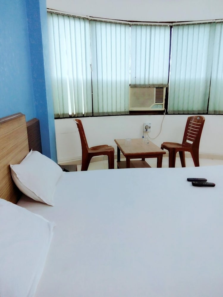 Business Double Room, 1 Bedroom photo 2