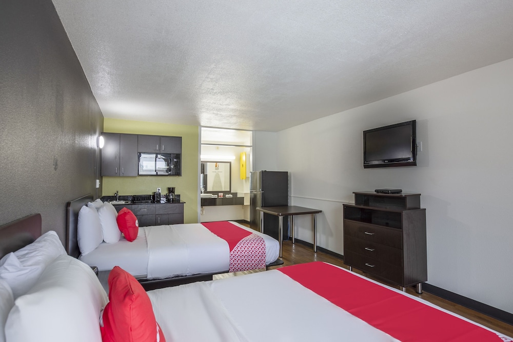 Premium Room, 2 Double Beds photo 3
