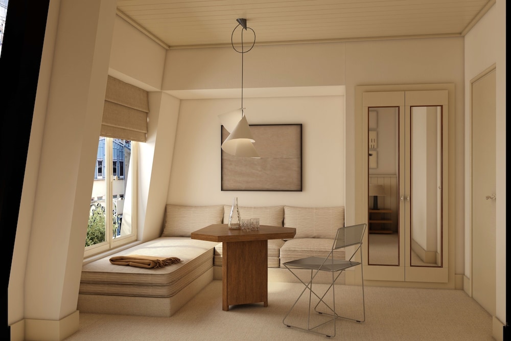 Deluxe Room - Top Floor photo 2