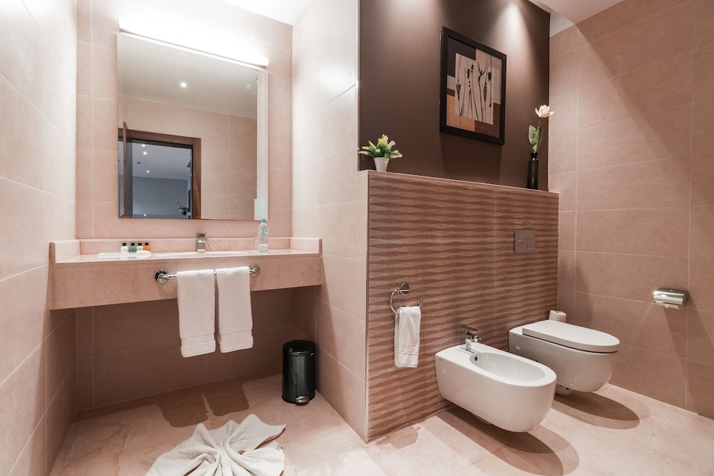 Deluxe Double or Twin Room, Balcony, Sea View photo 3