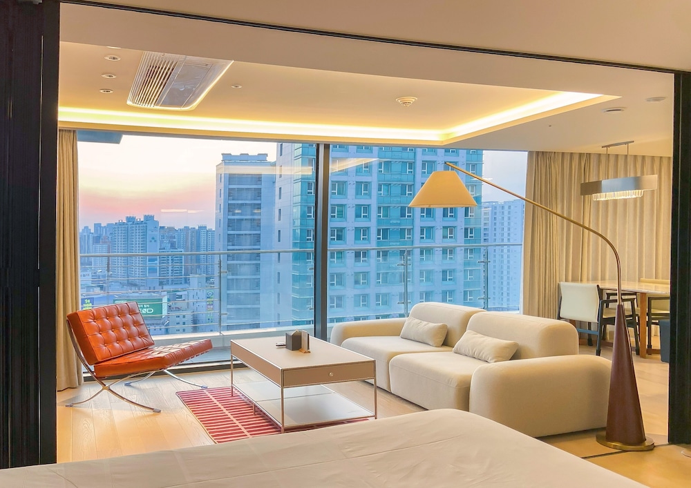 KING ROOM photo 1